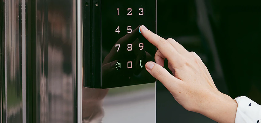 Property Management Locksmith For Lock Installation in Pittsburg, CA