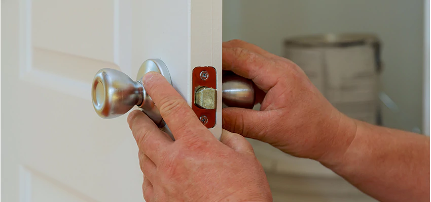 AAA Locksmiths For lock Replacement in Pittsburg, California